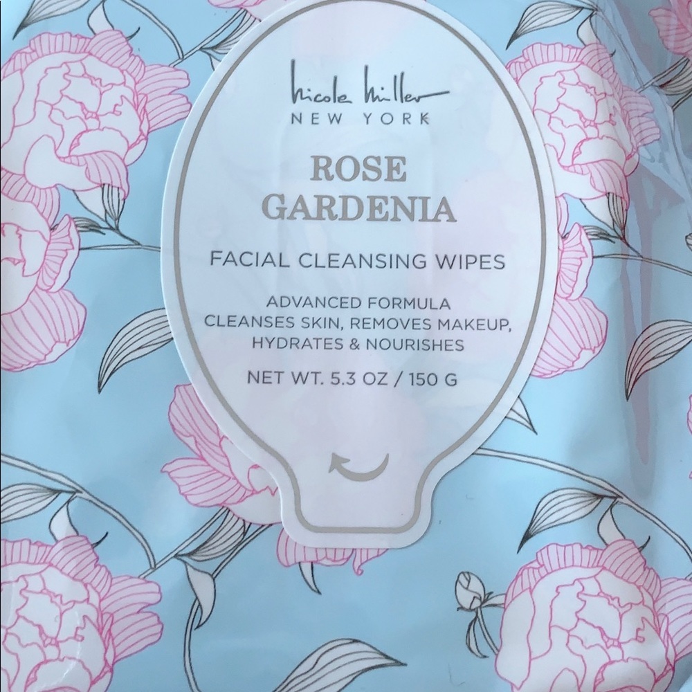 Nicole Miller Beauty wipes